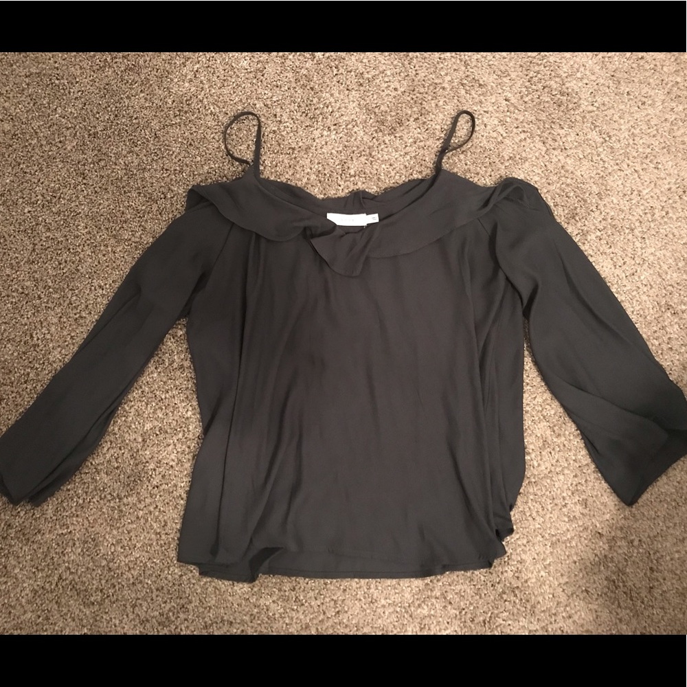 Beautiful FALL STAPLE 🔥 Cold Shoulder Blouse